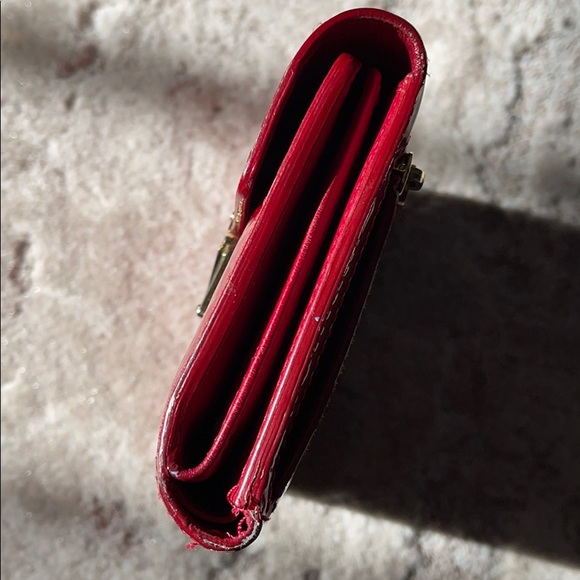 Louis Vuitton Red Monogram Vernis Koala Wallet - Picture 3 of 14